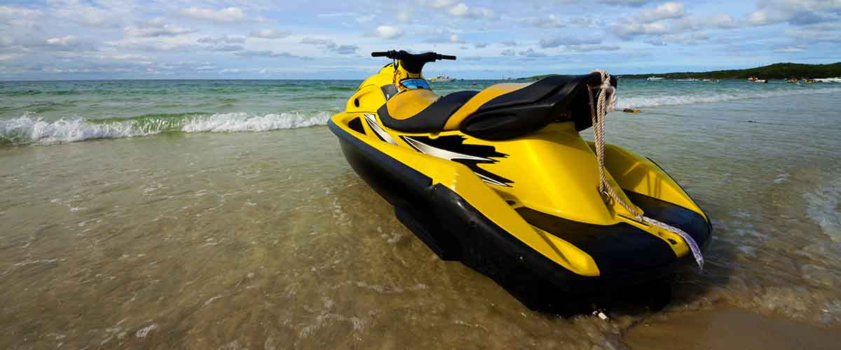 Premium watercraft detailing in Fresno, CA – full interior cleaning, oxidation removal, and waxing for boats and personal watercraft.
